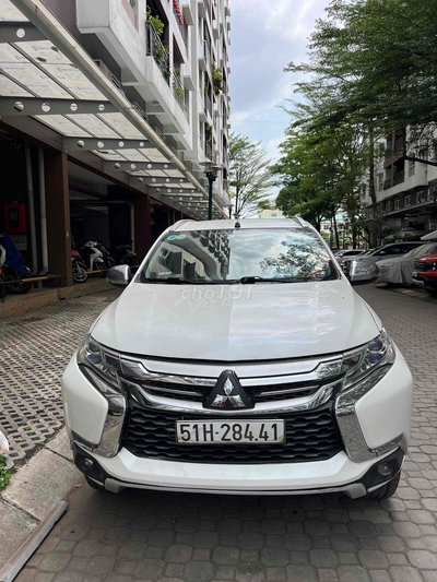 Mitsubishi Pajero Sport 2019 Trắng