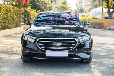 Mercedes-Benz E200 Exclusive FL 2025 Đen