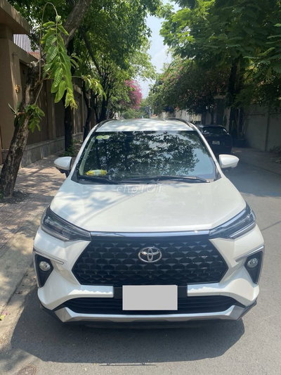 Toyota Veloz Cross TOP 33.000 km