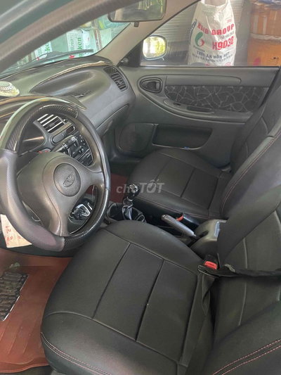 Daewoo Lanos Xanh lá