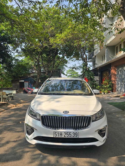 Kia Sedona 2020 Trắng 100000 km