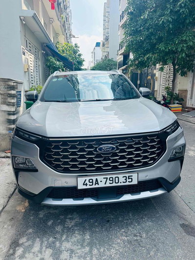 Ford Territory 2025 X Bạc 9000 km chính chủ