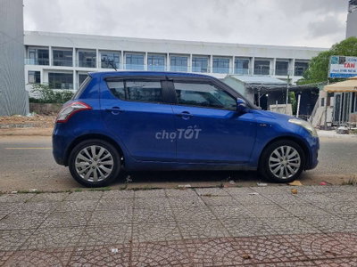 Suzuki Swift 2017 Xanh 5 chỗ