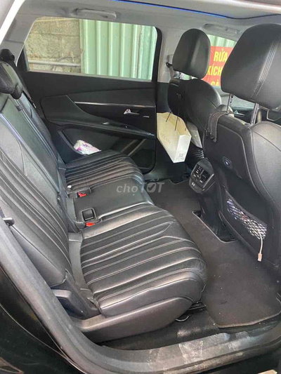 Peugeot 5008 Đen 7 chỗ xe đẹp