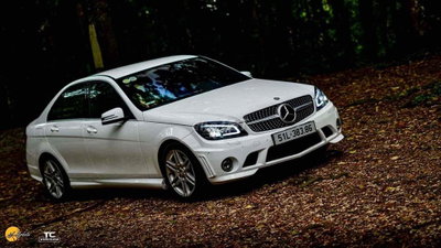 Mercedes-Benz C300 2010 Trắng