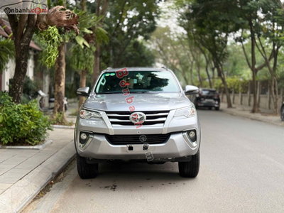 Xe Toyota Fortuner 2.4G 4x2 MT 2019