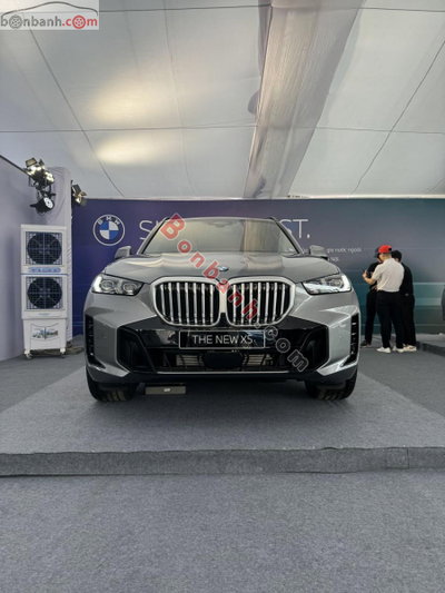 Xe BMW X5 xDrive40i M Sport 2026