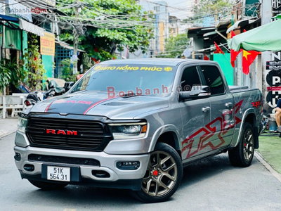 Xe RAM 1500 Laie Night Edition 5.7L 4x4 AT 2022