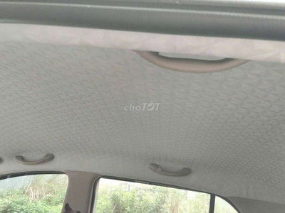 Hyundai i10 2017 Trắng 5 chỗ