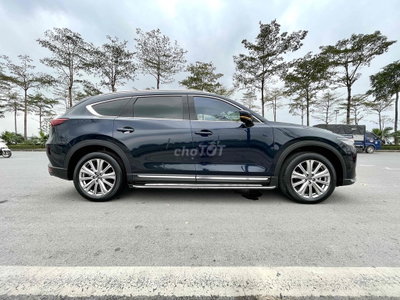 Mazda CX8 2022 Premium AWD biển Hà Nội 1,6 vạn km