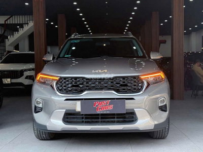 Kia Sonet 2023 Luxury 29.000 km Xám