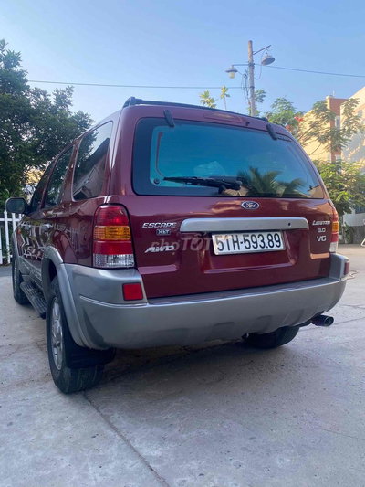 Ford Escape Limited 3.0 V6 Đỏ