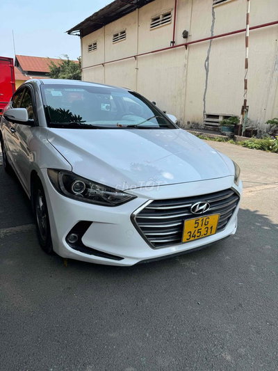huynhdai Elantra đời 2017 số sàn ngay chủ xe zin