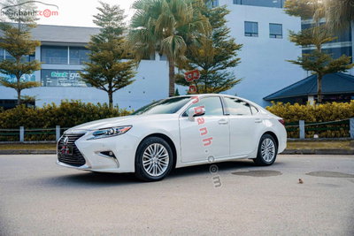 Xe Lexus ES 250 2016
