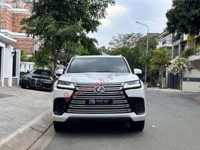 Xe Lexus LX 600 Urban 2024
