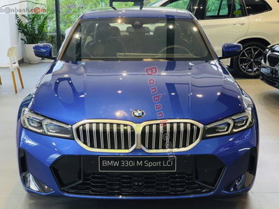 Xe BMW 3 Series 330i M Sport 2026