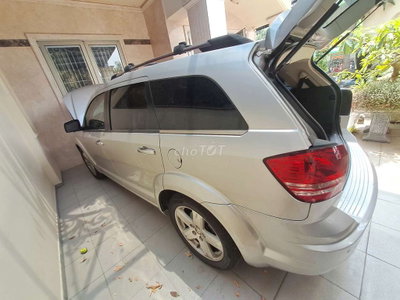 Dodge Journey Bạc 7 chỗ
