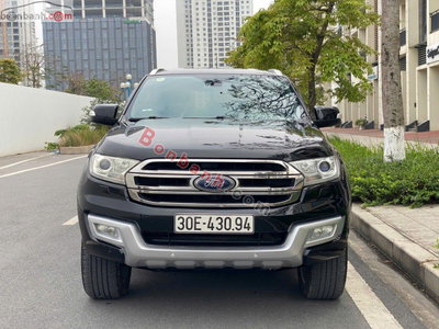 Xe Ford Everest Titanium 2.2L 4x2 AT 2016