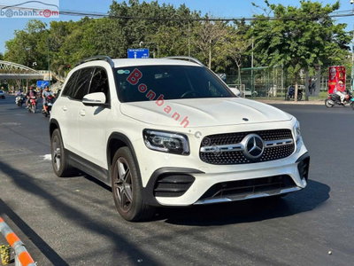 Xe Mercedes Benz GLB 200 AMG 2021