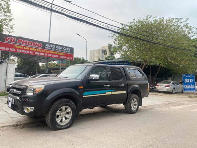 Ford Ranger XLT Đen