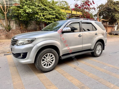 Xe Toyota Fortuner 2.5G 2012