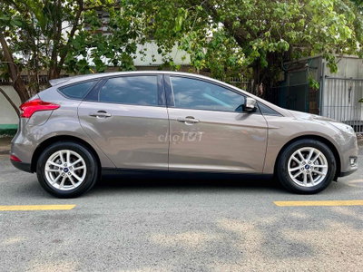 Ford Focus 2017 Trend Xám