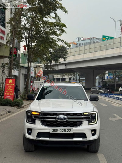 Xe Ford Everest Titanium Plus 2.0L 4x4 AT 2022