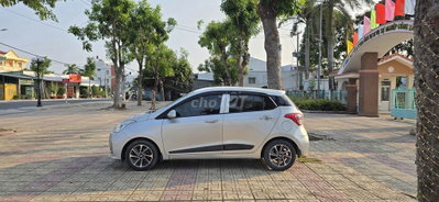 Hyundai Grand i10 2019 Bạc 110.000 km