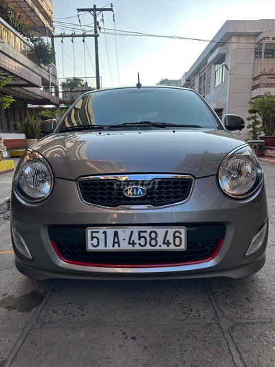 Kia Morning 2011 1.0 AT - 30.000 km xe trùm mền