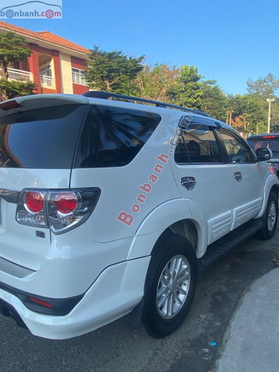 Xe Toyota Fortuner 2.7V 4x2 AT 2013