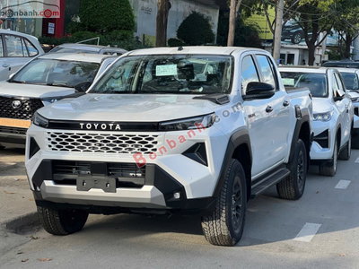 Xe Toyota Hilux Pro 2.8L 4x2 AT 2026