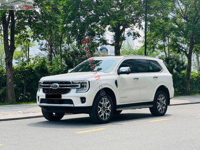 Xe Ford Everest Titanium 2.0L 4x2 AT 2024