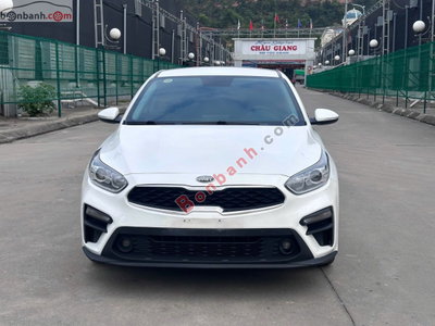 Xe Kia Cerato 1.6 MT 2019