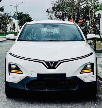 Xe đạp điện VinFast VF 6 Trắng