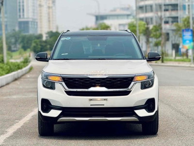 Kia Seltos 2023 1.4 Turbo Luxury 30000 km