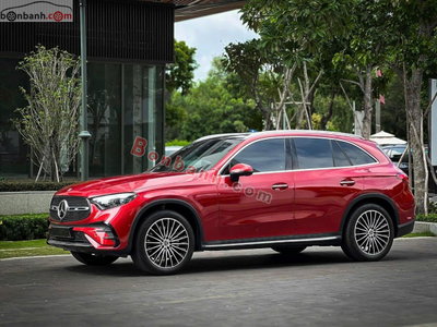 Xe Mercedes Benz GLC 300 4Matic 2023