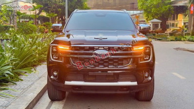 Xe Ford Everest Titanium Plus 2.0L 4x4 AT 2024