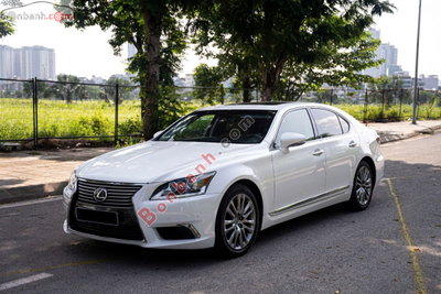 Xe Lexus LS 460L 2016