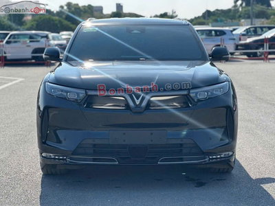 Xe VinFast VF9 Plus 7S 2025