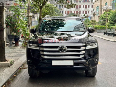 Xe Toyota Land Cruiser VXR 3.5 V6 2025