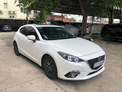 Mazda 3 HB 2016 Trắng 45.000km