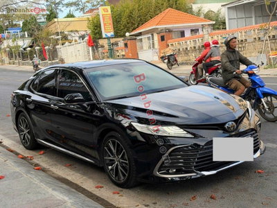 Xe Toyota Camry 2.5Q 2022