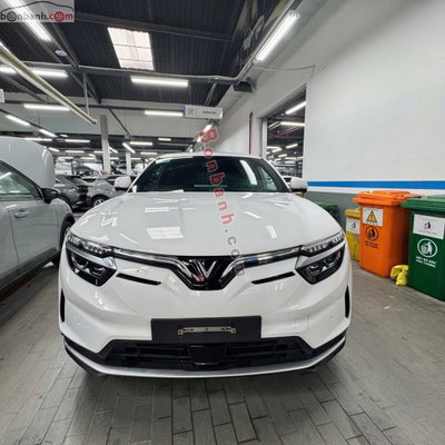 Xe VinFast VF8 Plus AWD 2023