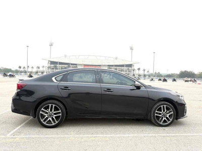 Kia Cerato 2019 2.0 Premium Đen.xe đẹp suất sắc