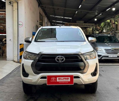 Hilux 2.4L(1 cầu, t/động)2021, biển TP(c. giảm)