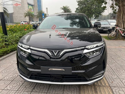 Xe VinFast VF8 Eco AWD 2023