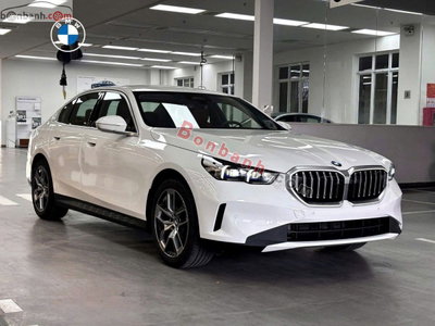 Xe BMW 5 Series 520i Premium 2026