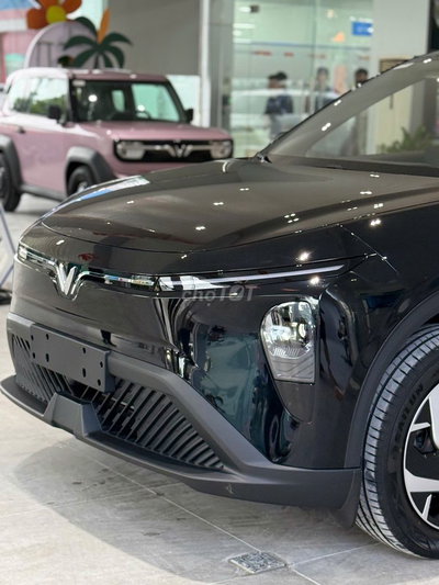 Xe Limo 7 chỗ đủ màu xe giao nhanh liên hệ Hotline