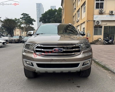 Xe Ford Everest Titanium 2.0L 4x2 AT 2019