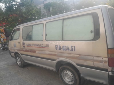 Toyota Hiace 2003 Bạc